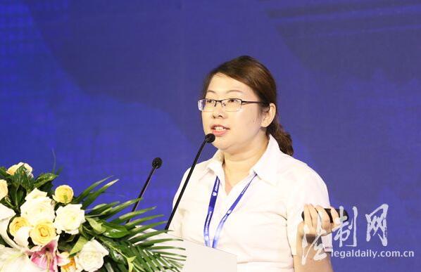 杭州海康威视系统技术有限公司雪亮工程高级行业总监 喻伟主题发言