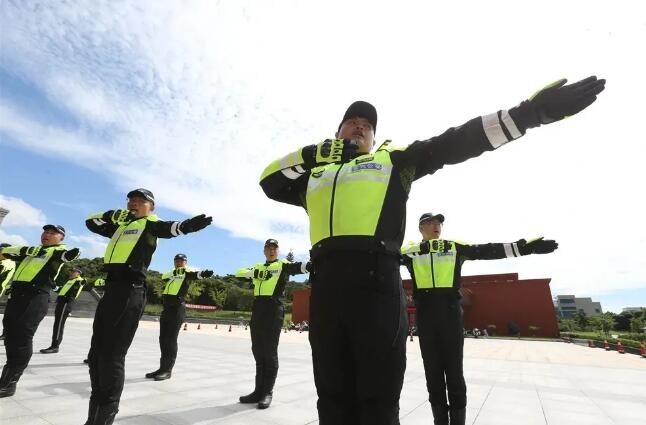 丁山派出所智慧警务、交警铁骑、特警巡控同步上线