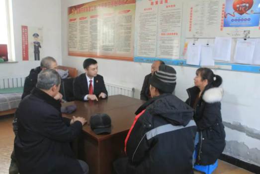 长岭县人民法院巨宝山人民法庭法官深入辖区开展“法官进网格”活动