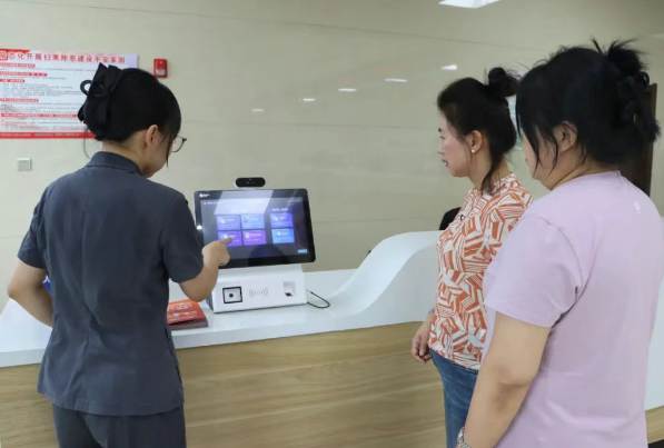 讷河市人民法院“示范文本辅助生成一体机”上线