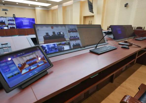 实现空间、模式、信息三重融合 上海徐汇法院打造智慧审判新样板 实现空间、模式、信息三重融合 上海徐汇法院打造智慧审判新样板