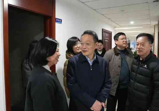 开工大吉!池州市检察院领导班子送祝福鼓干劲,马年“满电”启航 开工大吉!池州市检察院领导班子送祝福鼓干劲,马年“满电”启航