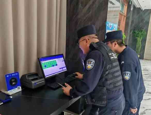 二连浩特口岸：“网格 + 警格”联动，筑牢国门平安防线