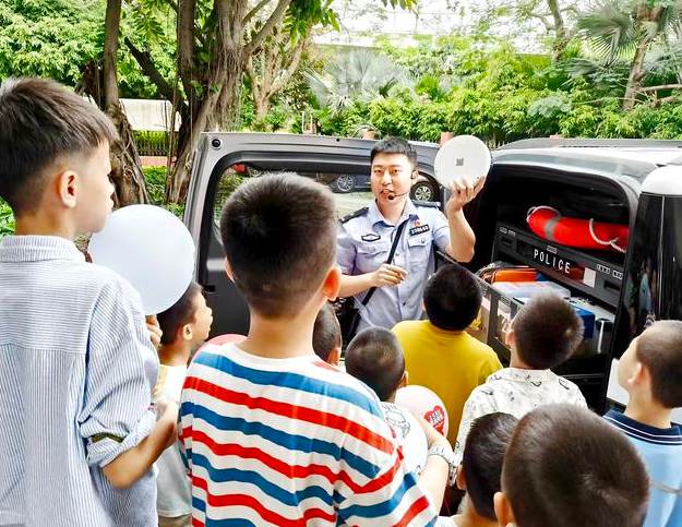 厦门公安“全息作战”跑出平安加速度，今年一季度刑事警情下降超26%