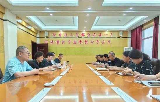 衡水中院民事审判一庭庭长许晓芬到武邑法院指导民事审判工作 衡水中院民事审判一庭庭长许晓芬到武邑法院指导民事审判工作